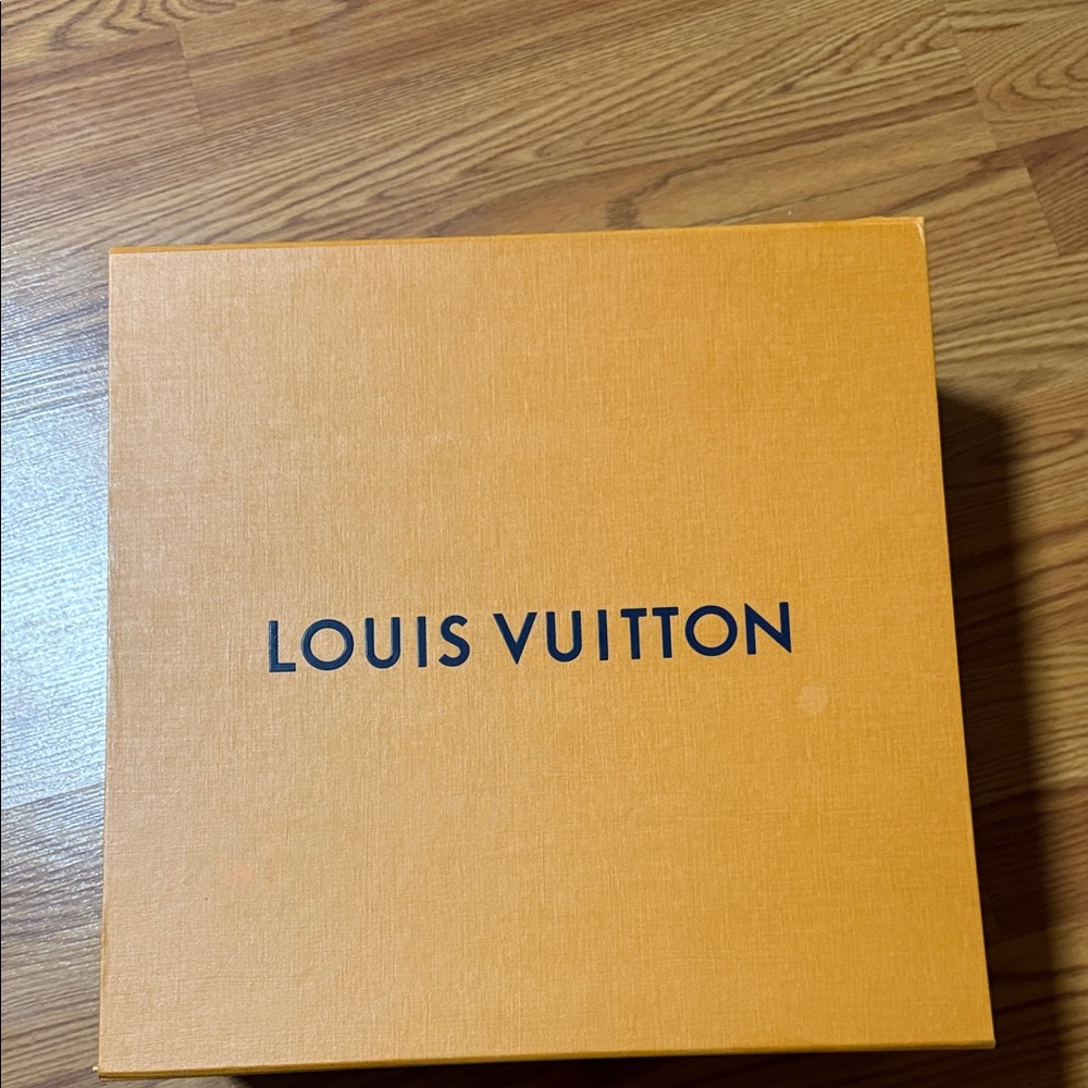 Accessories Box - Louis Vuitton